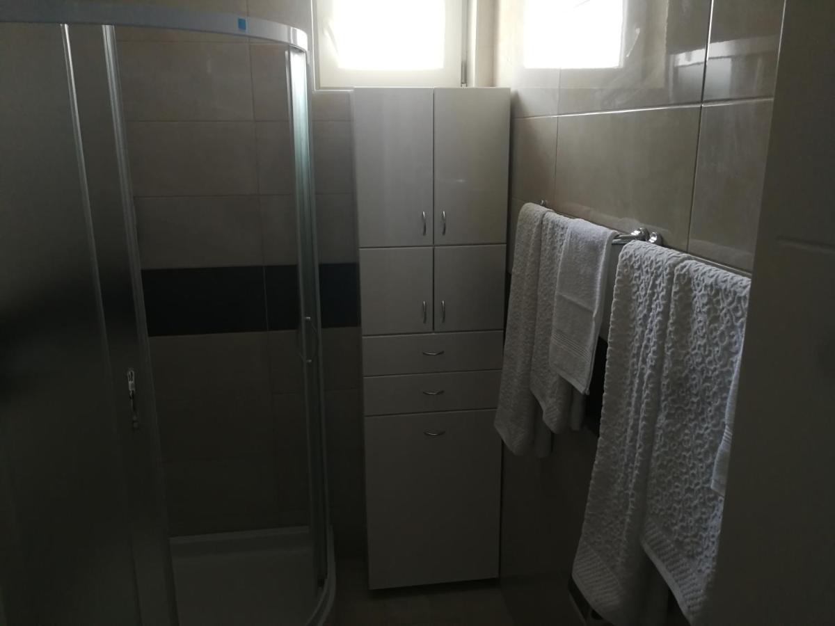 Danica Apartman Szávaszentdemeter Kültér fotó
